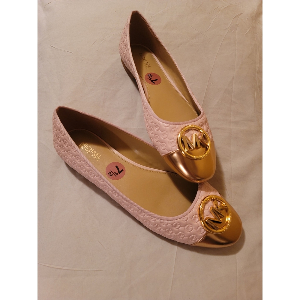 MICHAEL KORS Ballet Flats Pink With Gold Logo & Toe Caps Size 7.5